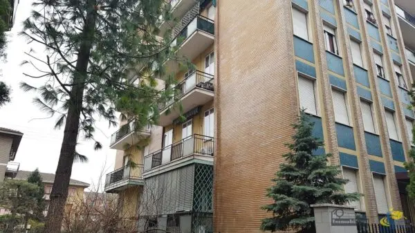 Trilocale 3, Parma