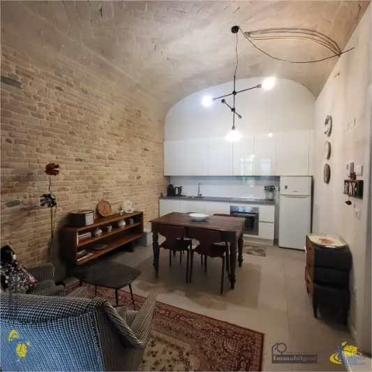 Bilocale via San Bruno 19, Parma