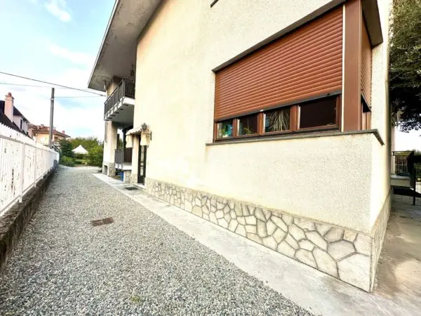 Porzione Di Casa via Torino 26, Nole
