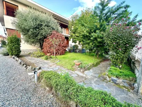Porzione Di Casa via Torino 26, Nole
