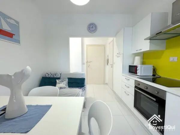 Bilocale viale Della Repubblica 91, Pietra Ligure