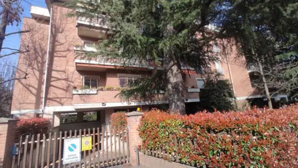 Quadrilocale via Giovanni Servais 178, Torino
