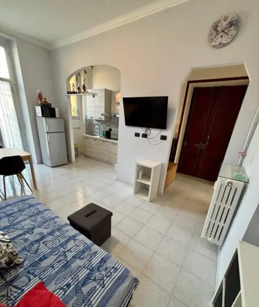 Bilocale via Tunisi 105, Torino