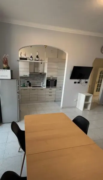 Bilocale via Tunisi 105, Torino