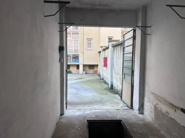 Garage via Caluso 25, Torino