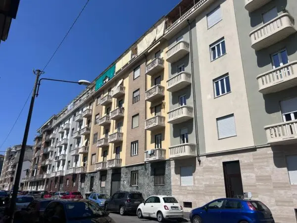 Garage via Caluso 25, Torino