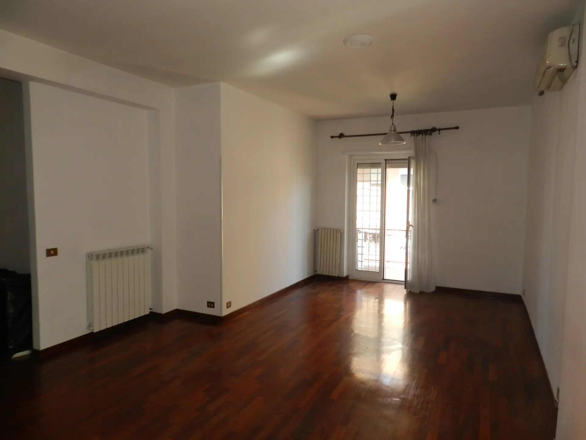 Immagine per Quadrilocale in vendita a Roma via Mario Canavari 11