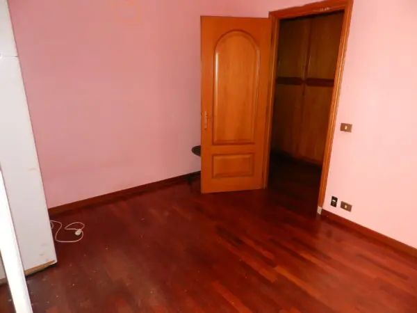 Quadrilocale via Mario Canavari 11, Roma
