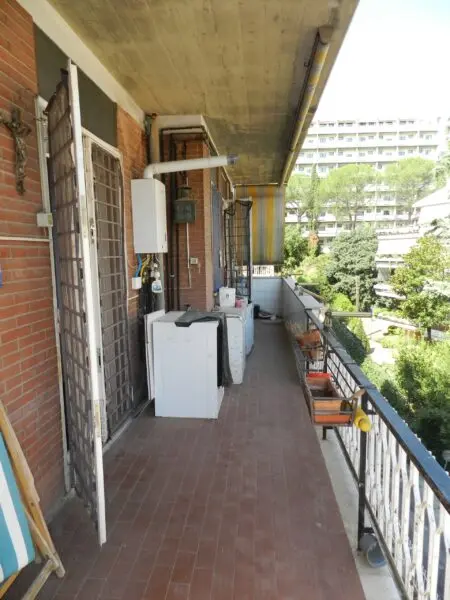 Quadrilocale via Mario Canavari 11, Roma