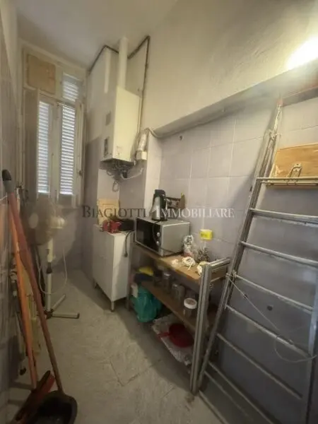 Quadrilocale via Salvino Salvini 46, Livorno