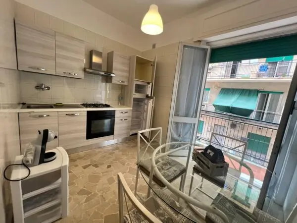 Bilocale via Giacomo Puccini 17a, Sestri Ponente, Genova