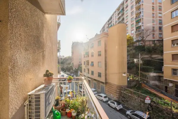 Monolocale via Fereggiano 173, Quezzi, Genova