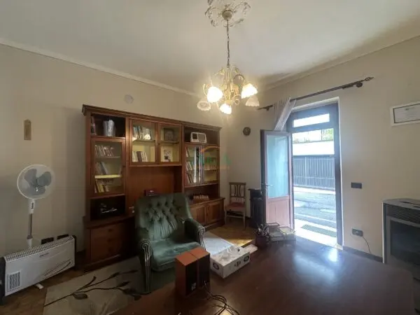 Villa Trifamiliare via Campanili, Erbusco