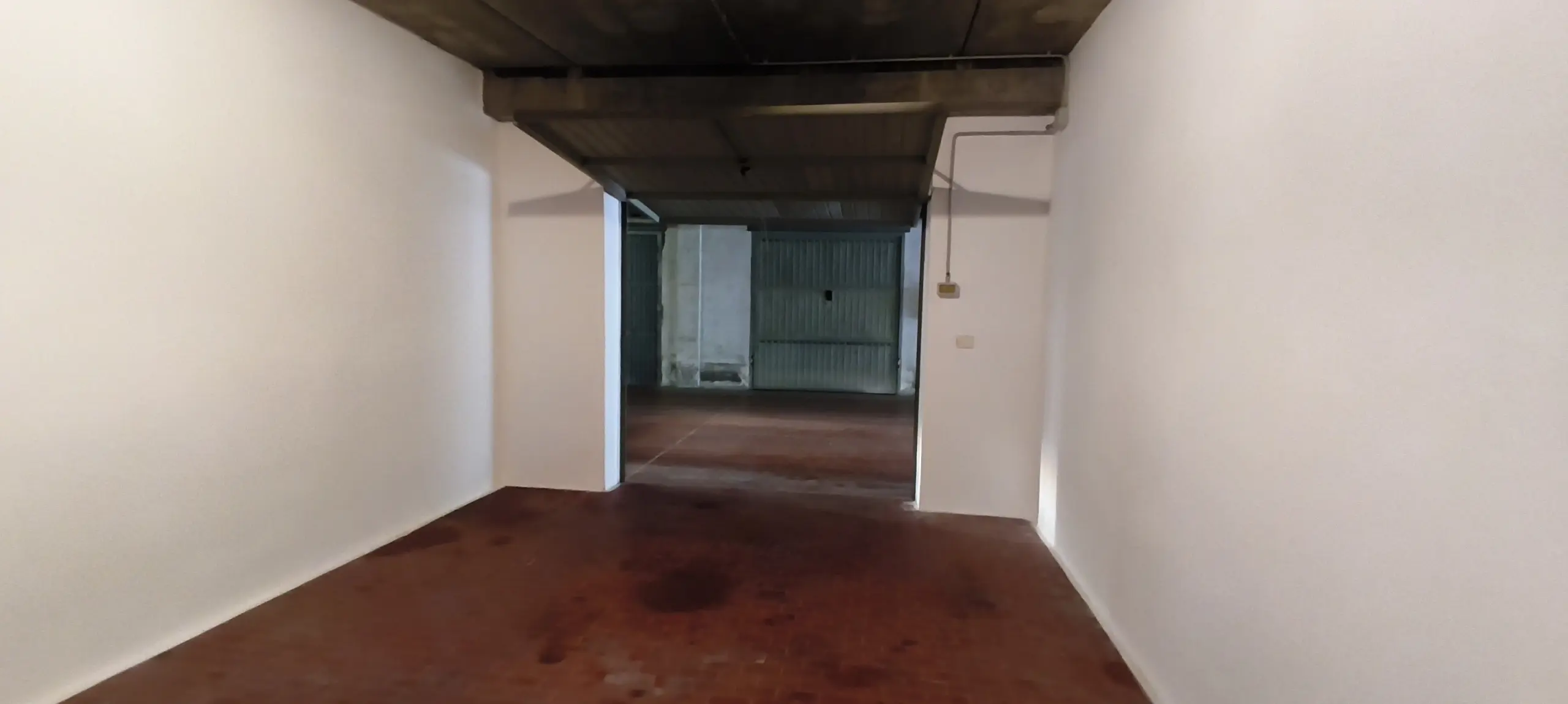 Immagine per Garage in vendita a Modena via Santi Venceslao 26