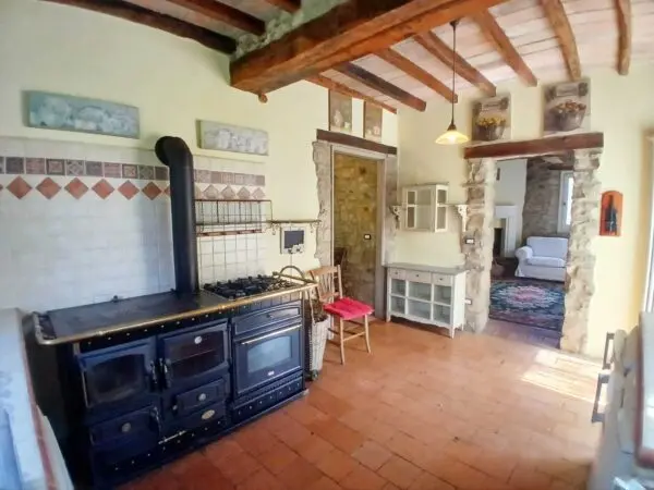 Casale via Della Fontana 1, Zocca