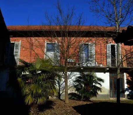 Villa Trifamiliare via Santa Croce 2, Incisa Scapaccino