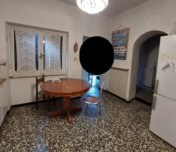 Villa via Cicone 5, Tiglieto