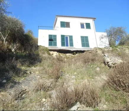 Villa via Iv Novembre Snc, Leivi