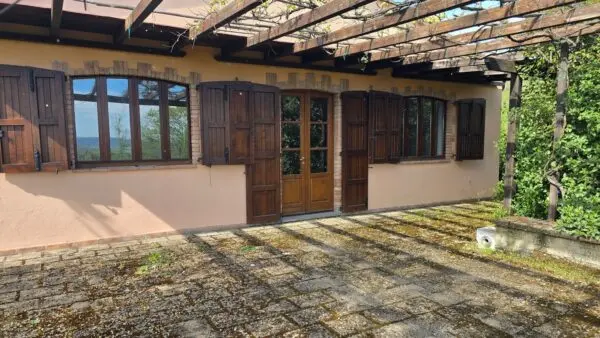 Casale strada Montiano 10, Ficulle