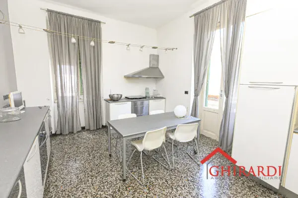Appartamento piazza Bonavino 11, Pegli, Genova