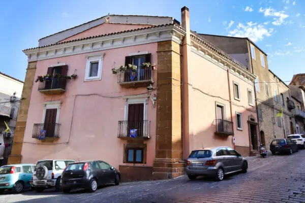 Appartamento via Camillo Benso Di Cavour 40, Piazza Armerina