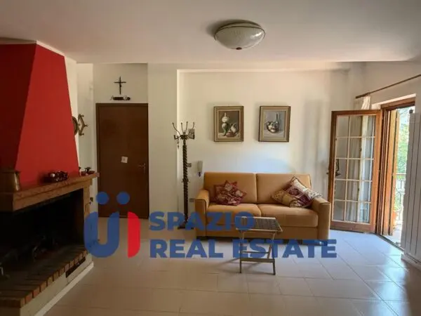 Appartamento via Pescara 24, Campo Di Giove