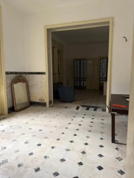 Villa via Firenze 48, Carrara