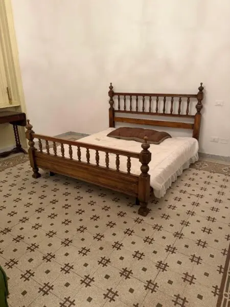 Villa via Firenze 48, Carrara