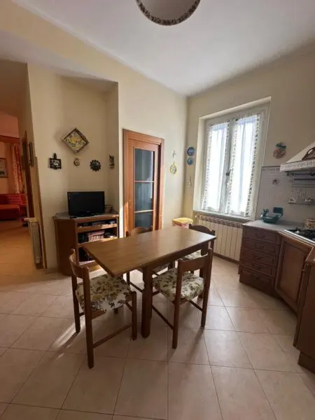 Villa via Della Resistenza 38, Castelnuovo Magra