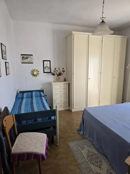 Monolocale viale Litoraneo, Sarzana