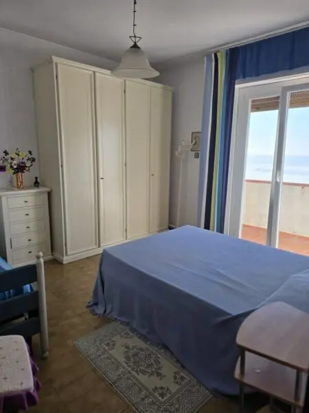 Monolocale viale Litoraneo, Sarzana