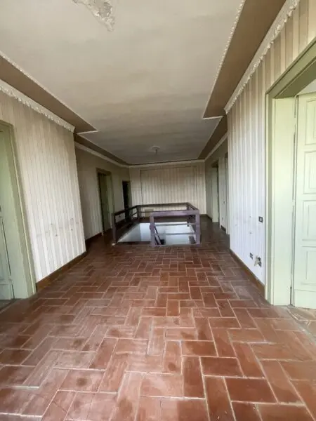 Villa via Frazione Montesicuro, Ancona