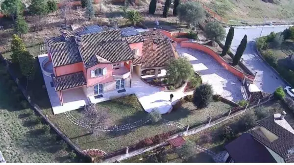 Villa via Passarini, Recanati