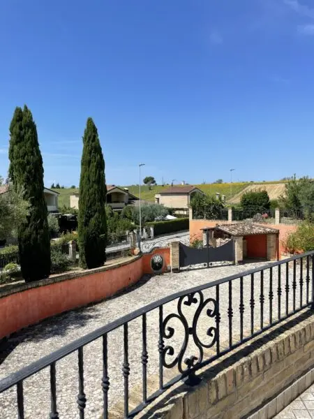 Villa via Passarini, Recanati
