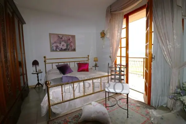 Porzione Di Casa Ventimiglia