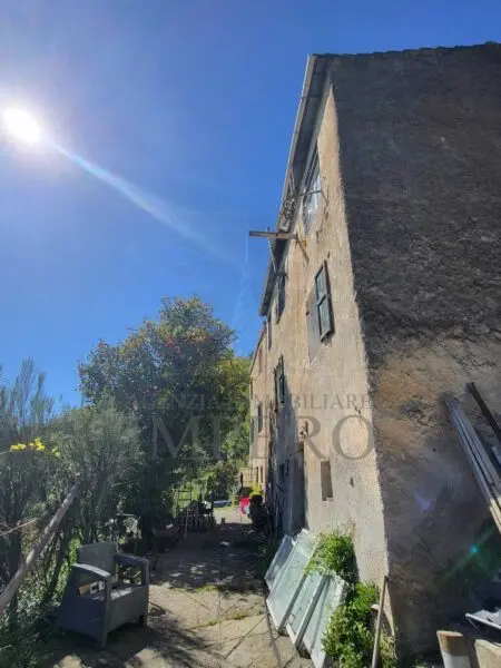 Villa via Felice Cascione, Ventimiglia