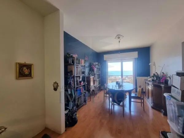 Quadrilocale via Delle Gerbere 1a, Ventimiglia