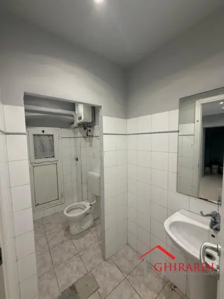 Negozio via Giovanni Opisso 15, Pegli, Genova