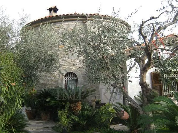 Villa Trifamiliare via Ciabauda, Ventimiglia