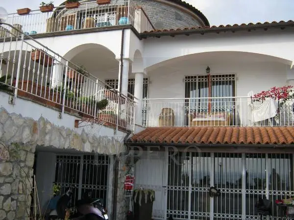 Villa Trifamiliare via Ciabauda, Ventimiglia