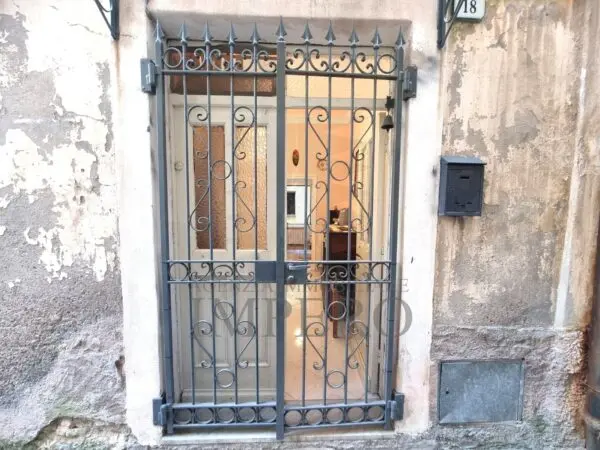 Bilocale via Vico Saonese 18, Ventimiglia