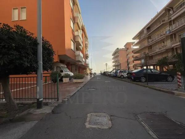 Garage via Passeggiata Trento E Trieste 43, Ventimiglia