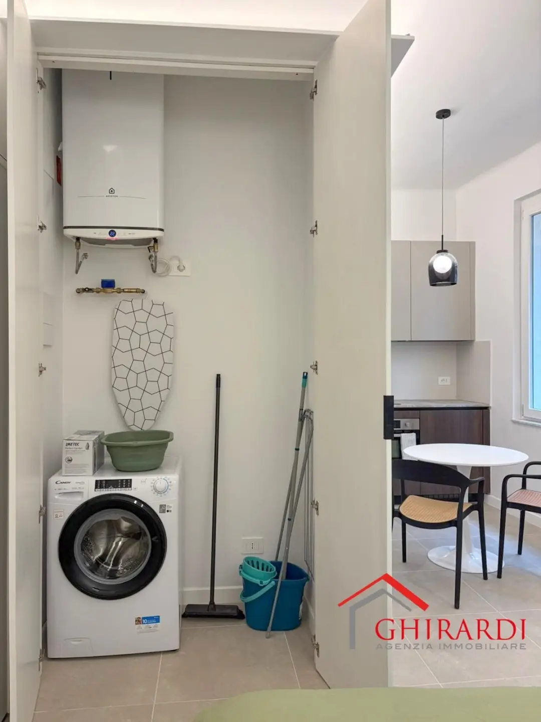 Immagine per Monolocale in affitto a Genova via Chiaravagna 19