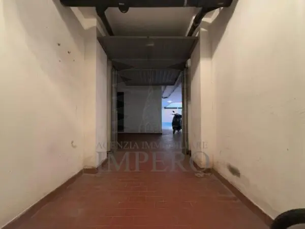 Garage via Passeggiata Trento E Trieste 43, Ventimiglia