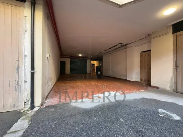 Garage via Passeggiata Trento E Trieste 43, Ventimiglia