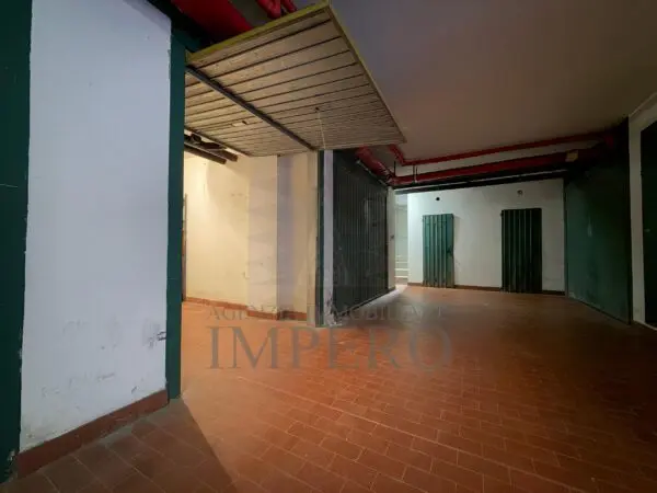 Garage via Passeggiata Trento E Trieste 43, Ventimiglia