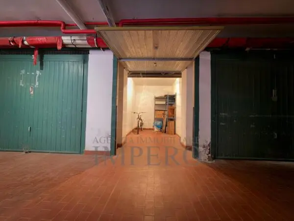 Garage via Passeggiata Trento E Trieste 43, Ventimiglia