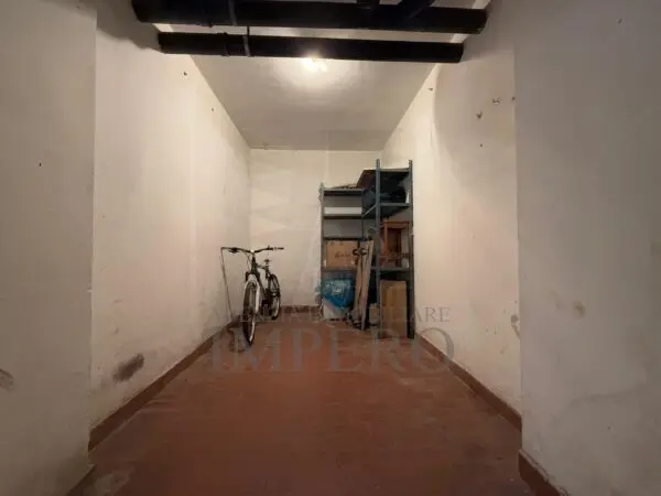 Garage via Passeggiata Trento E Trieste 43, Ventimiglia