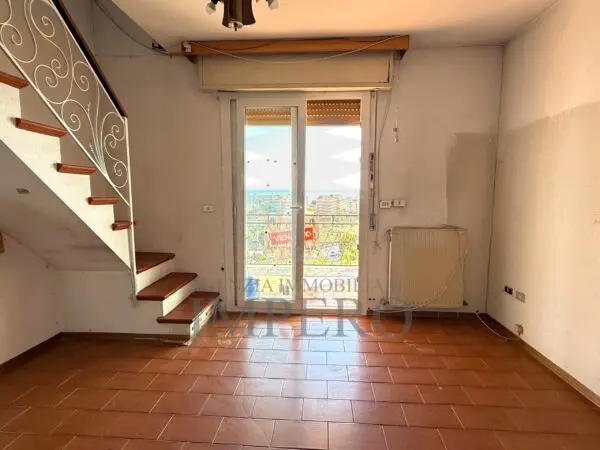 Bilocale via Collasgarba 17, Ventimiglia
