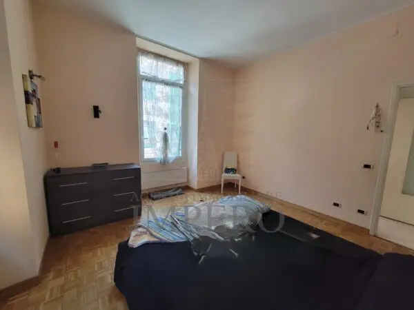 Trilocale via Metella 1, Ventimiglia